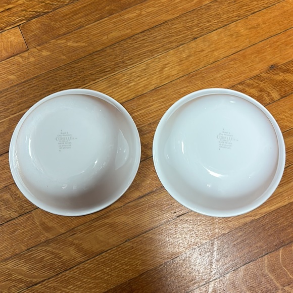 Corelle cereal bowls retired pattern. 2-6 1/4” with red rings - Picture 2 of 6